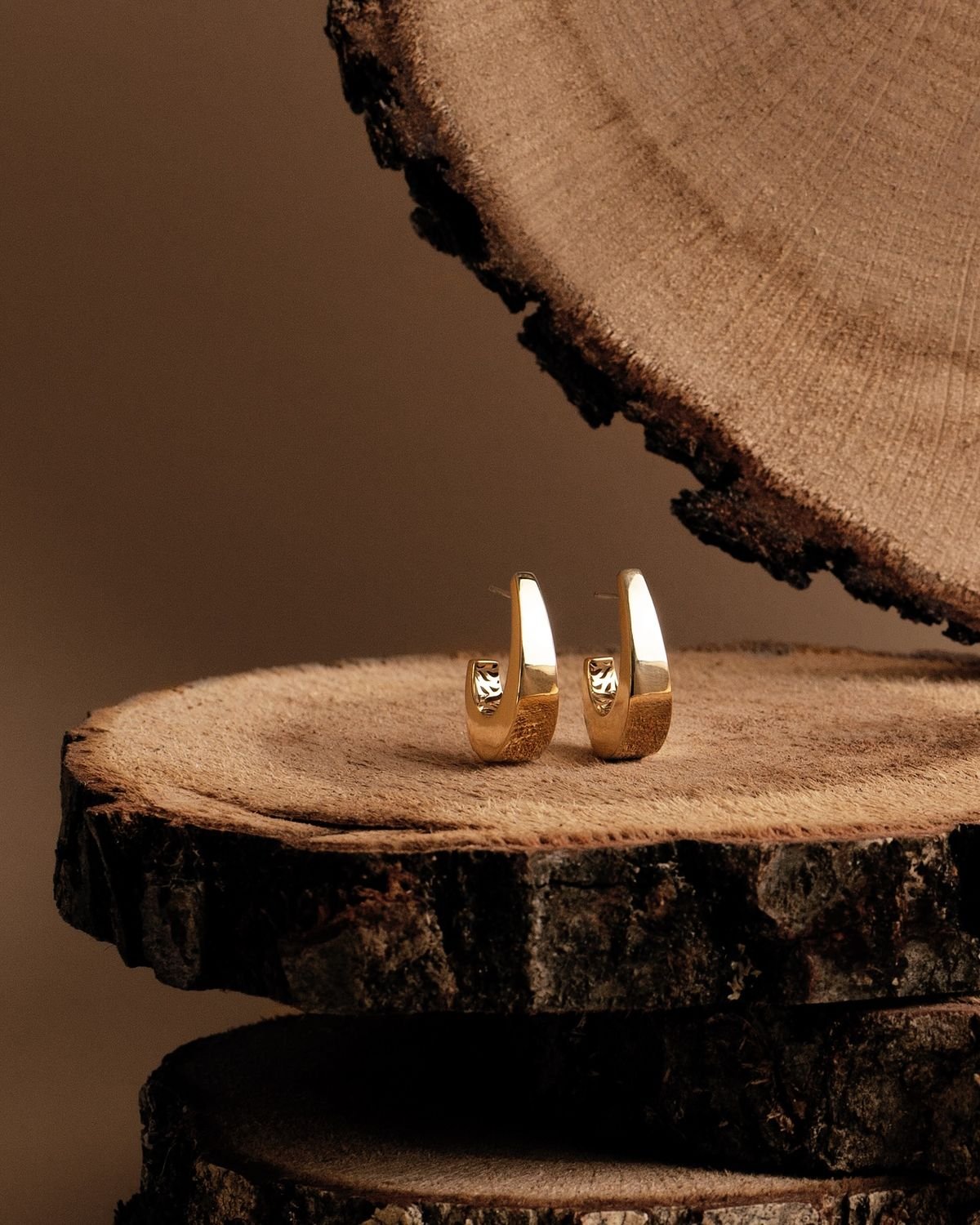 Dijorn jewellery details